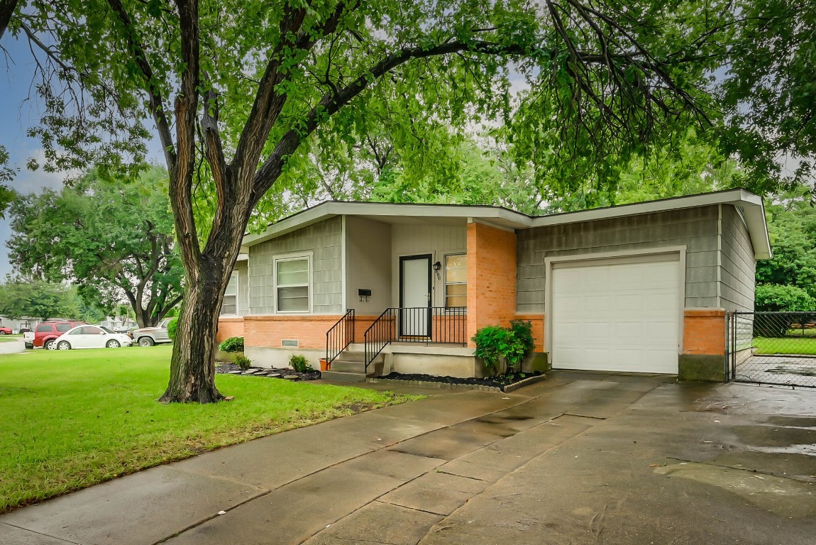 800 Forrestal Drive Arlington TX 76010
