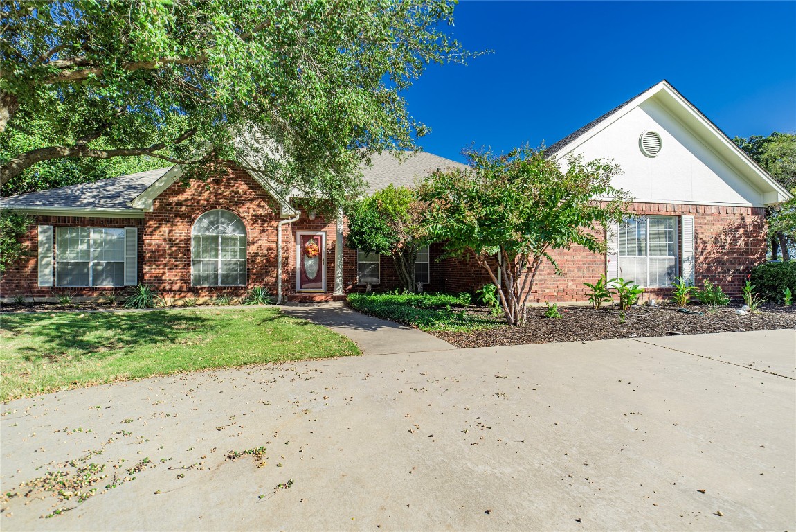 1500 Park Lane Pilot Point TX 76258