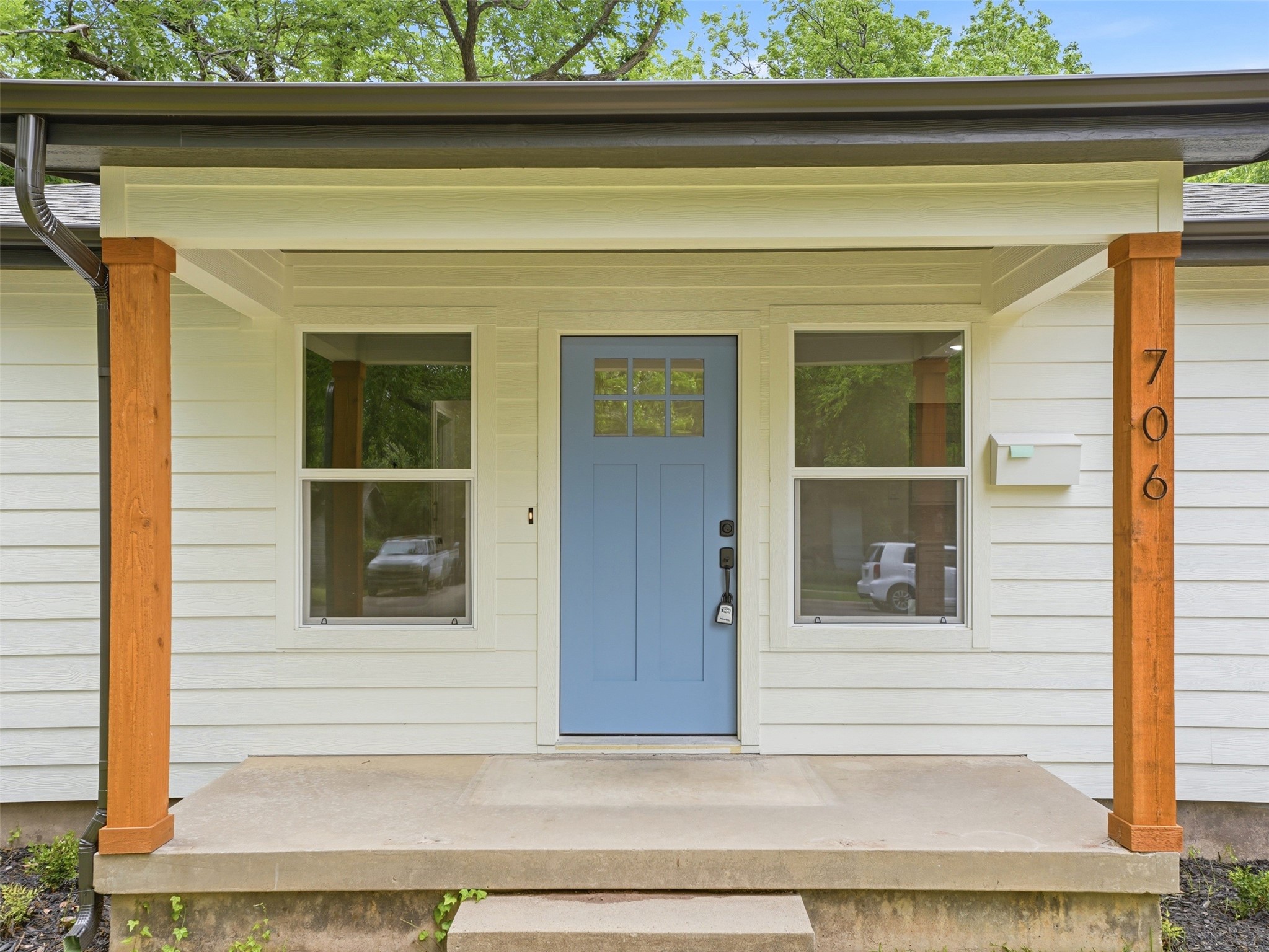 706 Emery Street Denton TX 76201