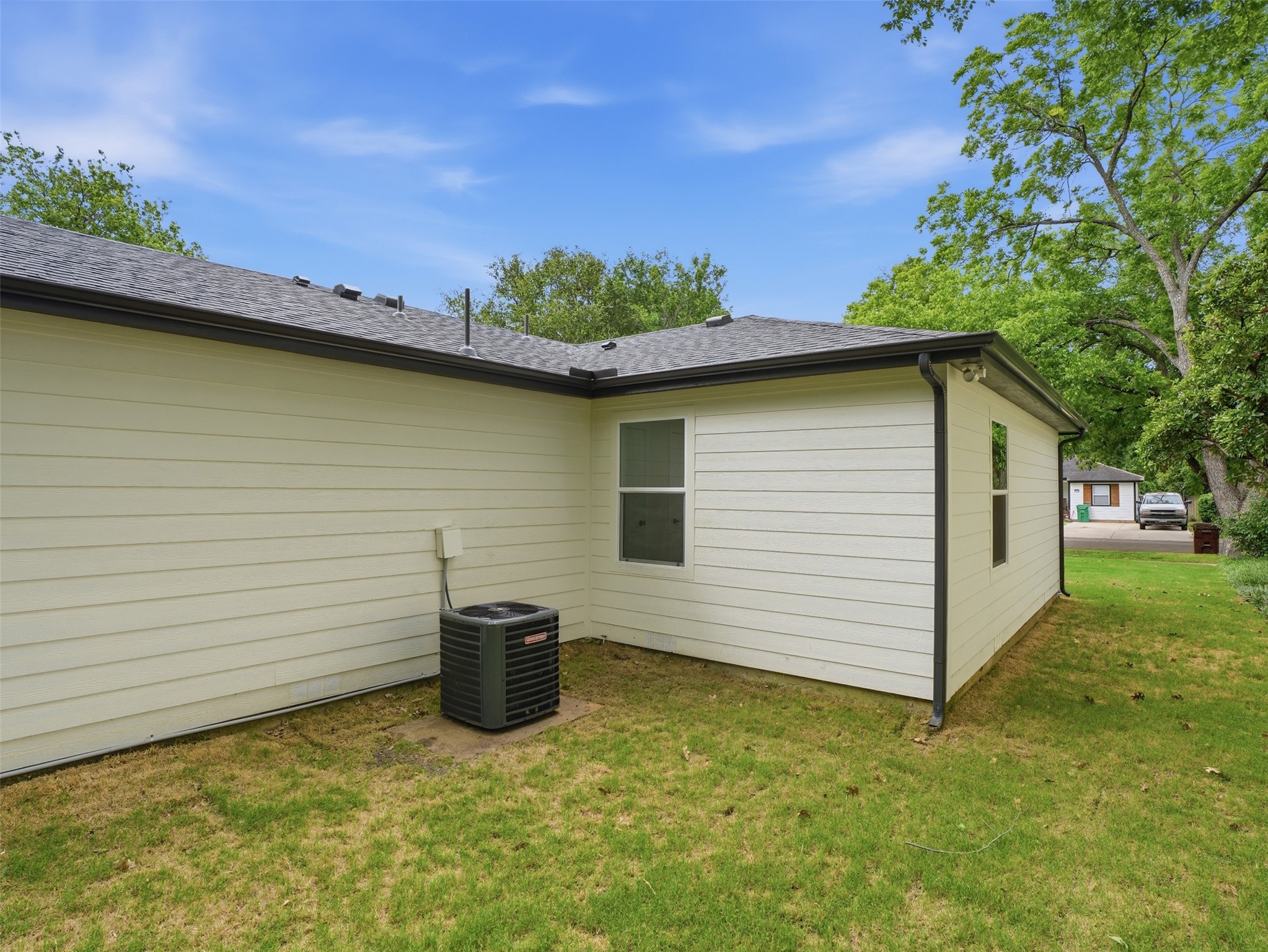 706 Emery Street Denton TX 76201