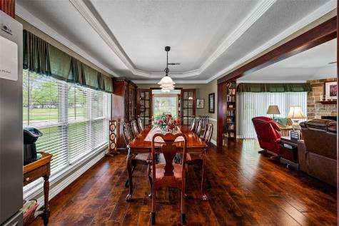 8902 Woodlawn Drive Granbury TX 76049