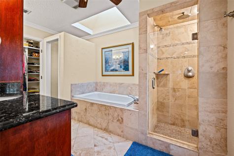 8902 Woodlawn Drive Granbury TX 76049