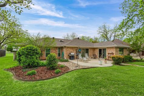 8902 Woodlawn Drive Granbury TX 76049