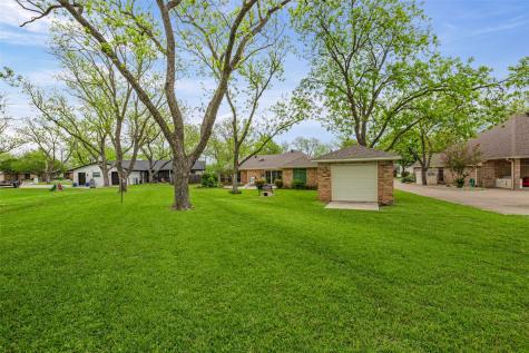 8902 Woodlawn Drive Granbury TX 76049