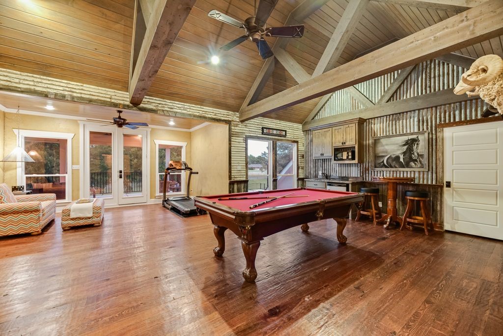 2880 County Road 249 Poetry TX 75160