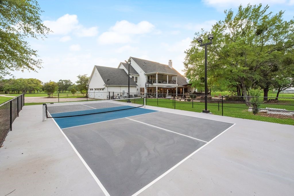 2880 County Road 249 Poetry TX 75160