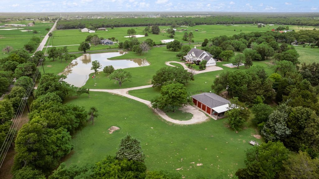 2880 County Road 249 Poetry TX 75160