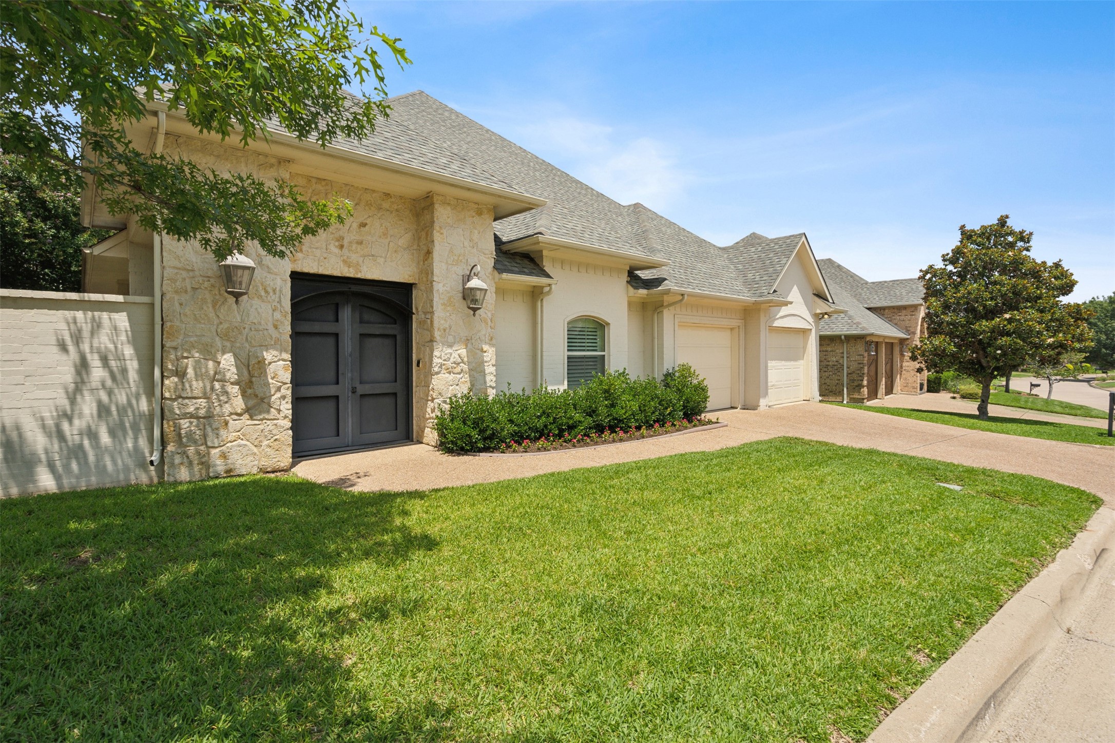 1204 Gabriel Lane Fort Worth TX 76116