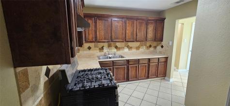 8613 Elam Road Dallas TX 75217