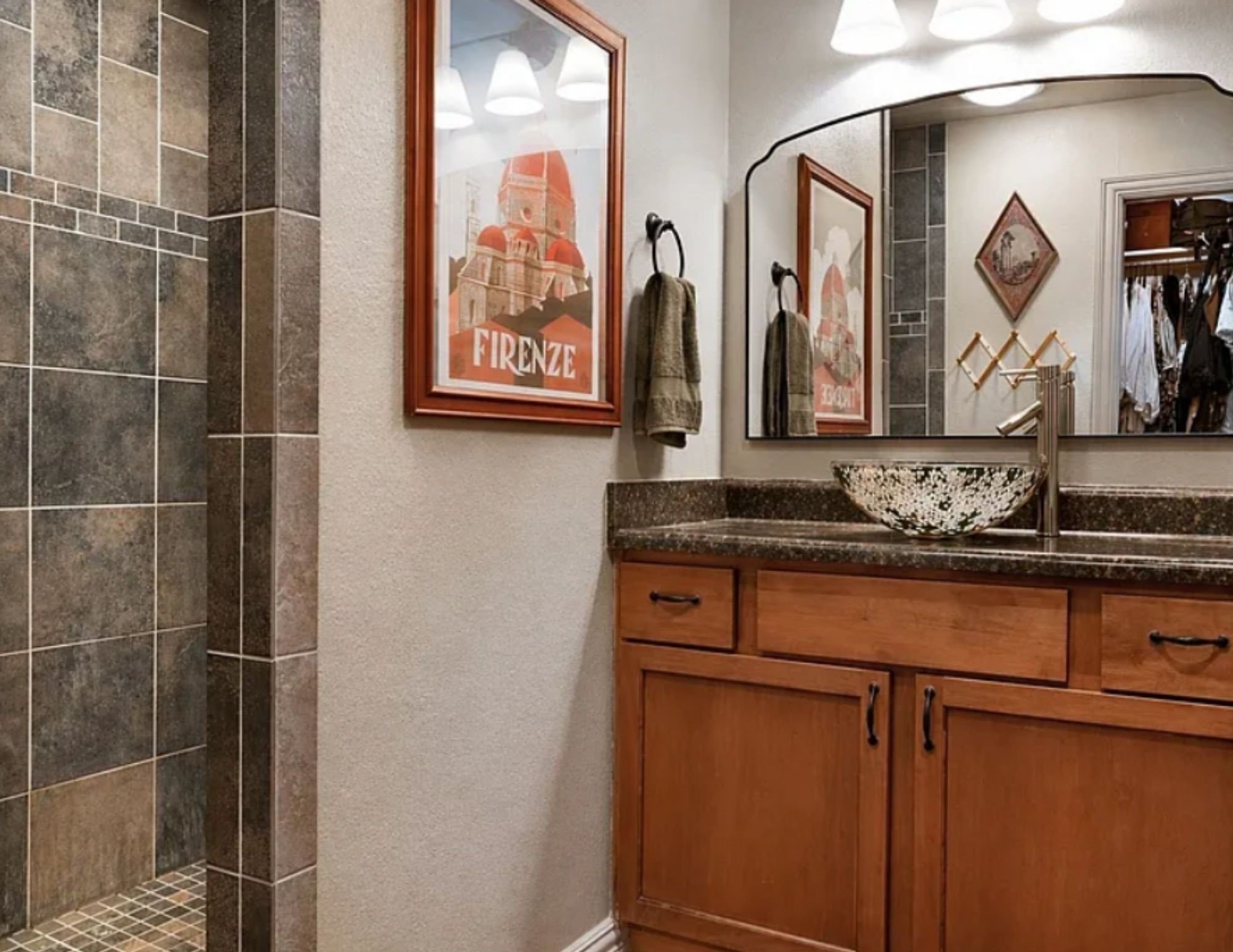 713 W Spring Street Weatherford TX 76086