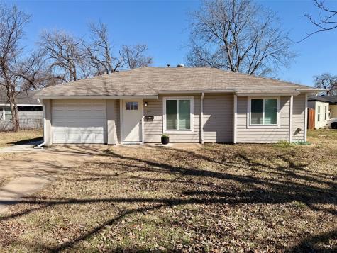 809 Shawnee Trace Grand Prairie TX 75051