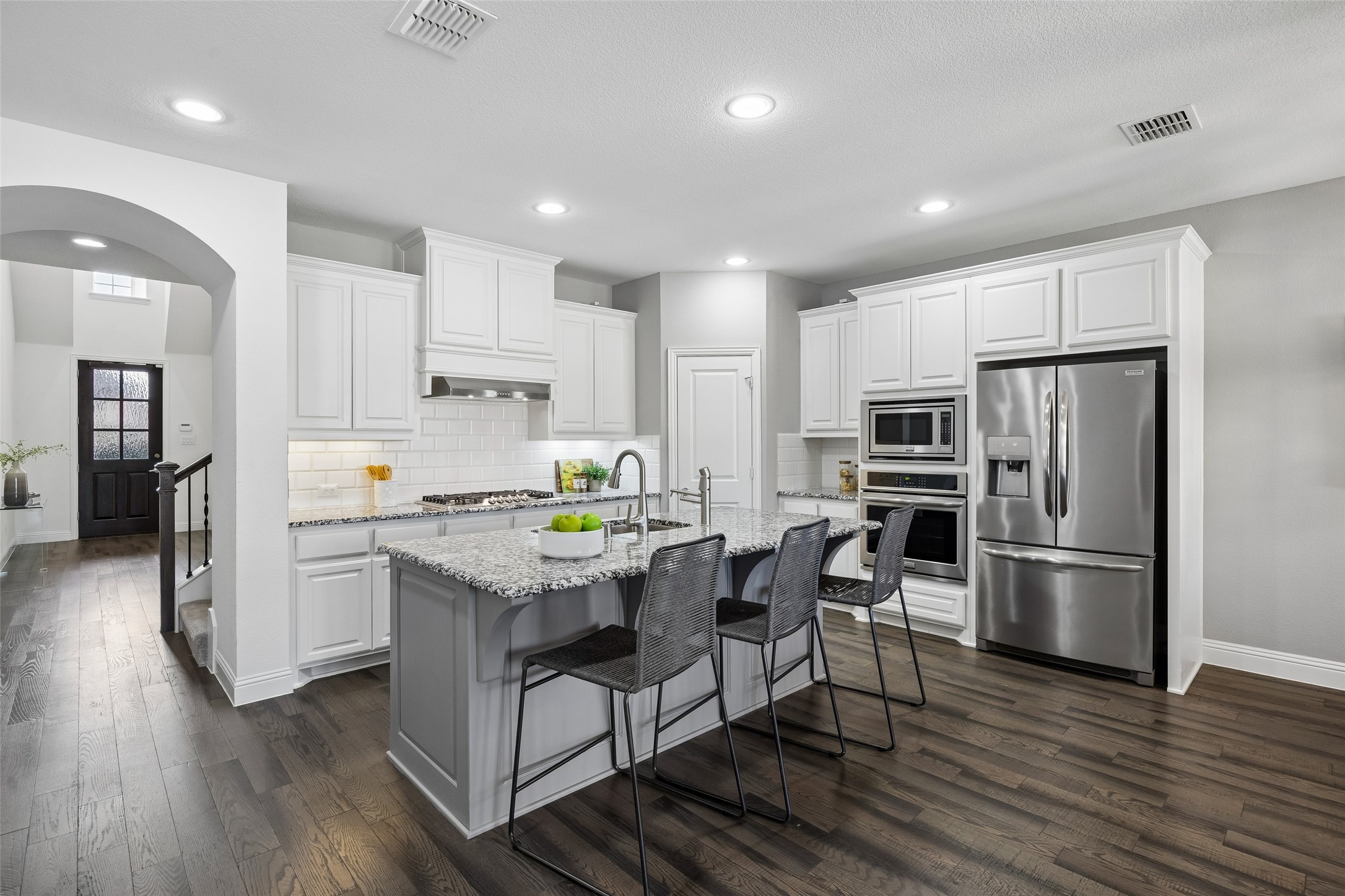 413 Lake Livingston Trail Mckinney TX 75071