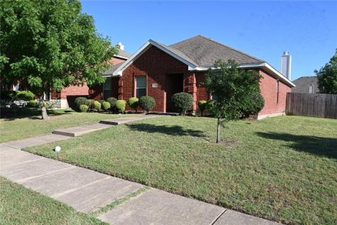 305 Honeysuckle Court Red Oak TX 75154