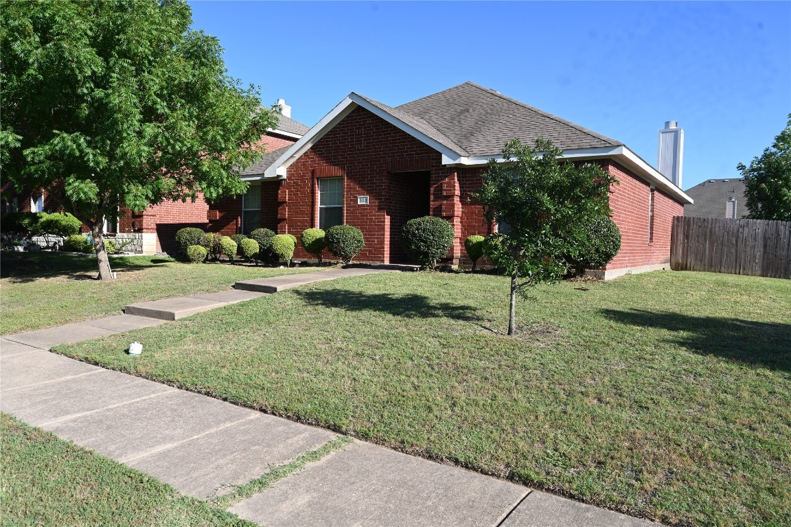 305 Honeysuckle Court Red Oak TX 75154