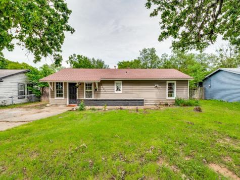 1303 Gibbins Road Arlington TX 76011