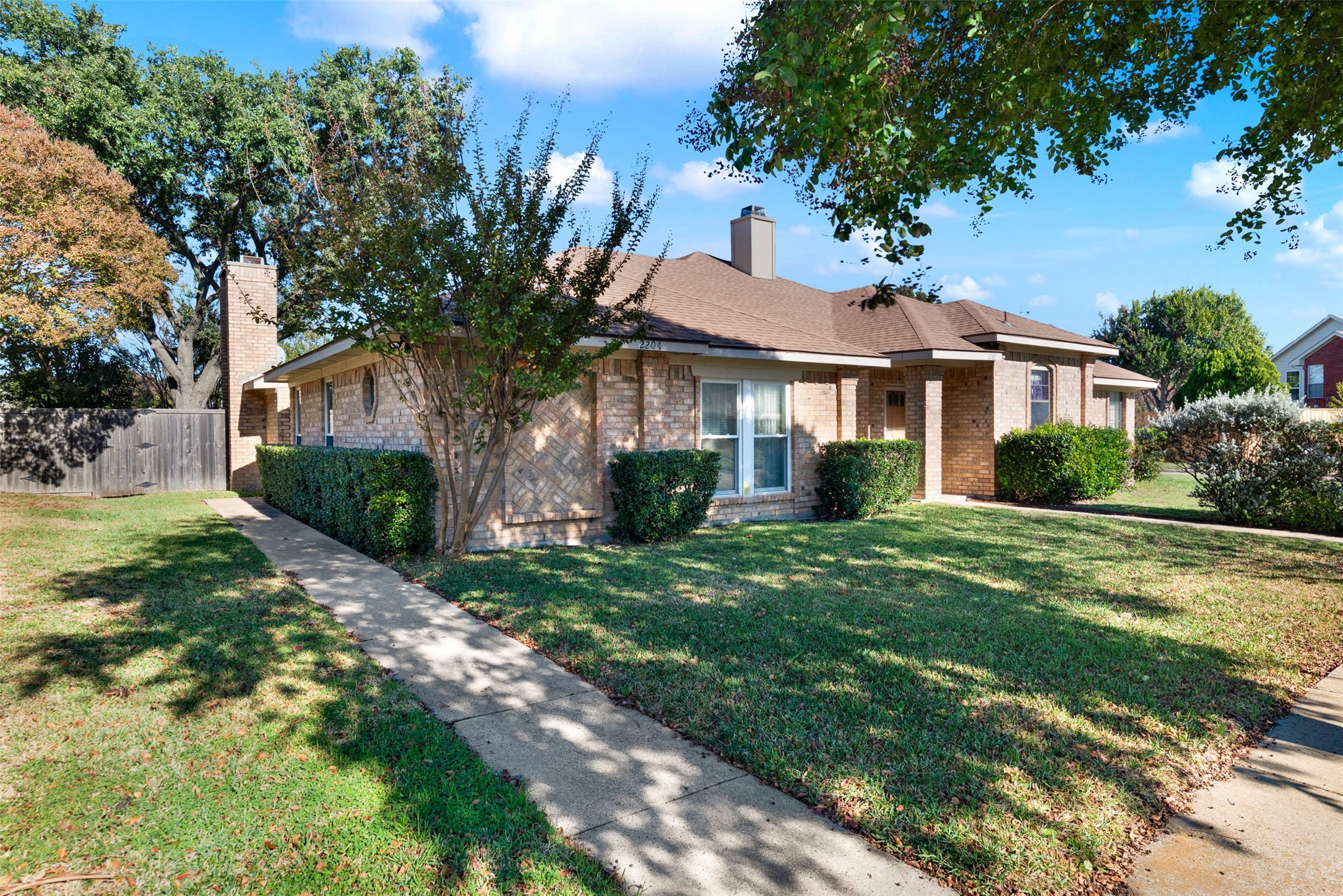 2204 Overview Lane Garland TX 75044