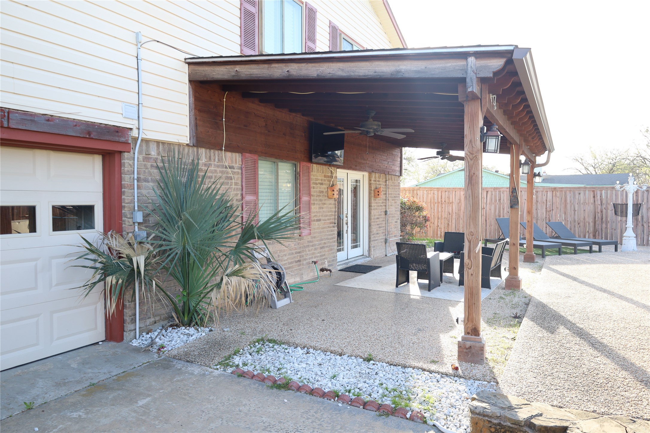 3201 Tampa Drive Garland TX 75043