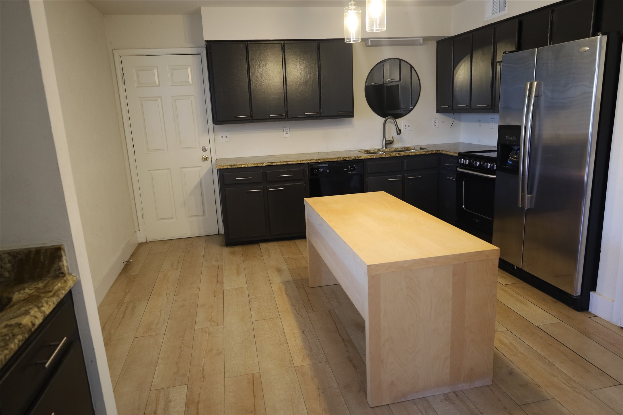 3201 Tampa Drive Garland TX 75043