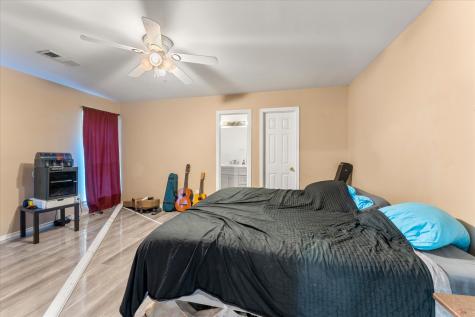 316 Coral Reef Street Gun Barrel City TX 75156