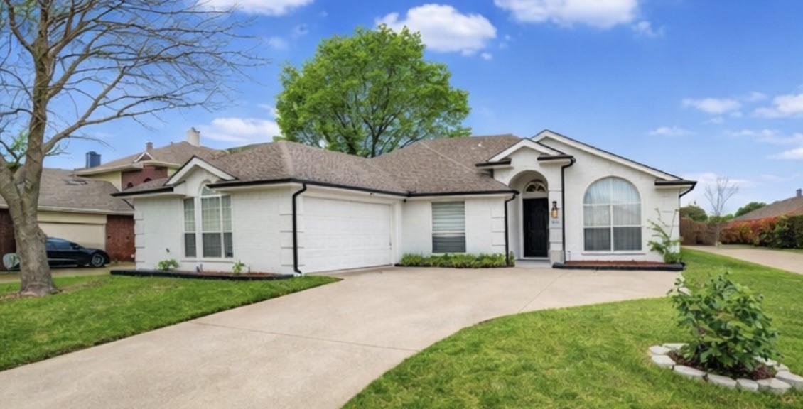1811 Country Walk Lane Wylie TX 75098