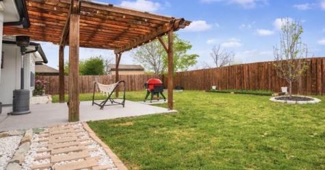 1811 Country Walk Lane Wylie TX 75098