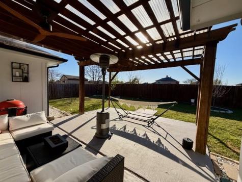 1811 Country Walk Lane Wylie TX 75098