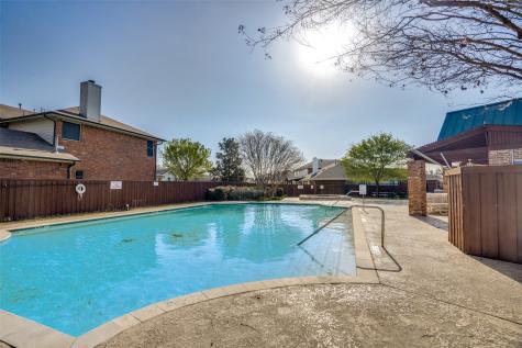 1811 Country Walk Lane Wylie TX 75098