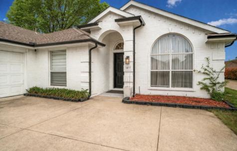 1811 Country Walk Lane Wylie TX 75098