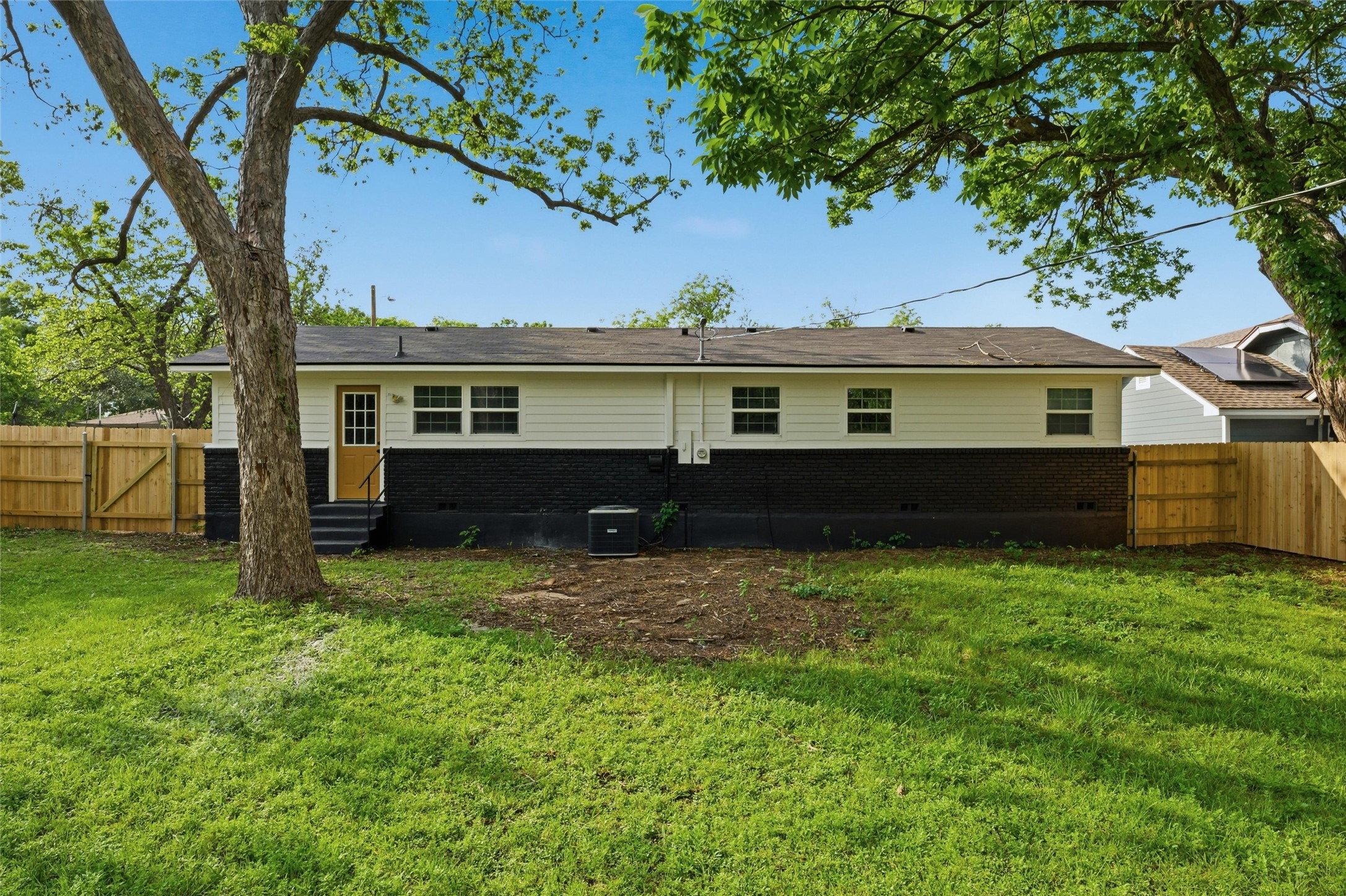 2512 Mckenzie Avenue Waco TX 76708