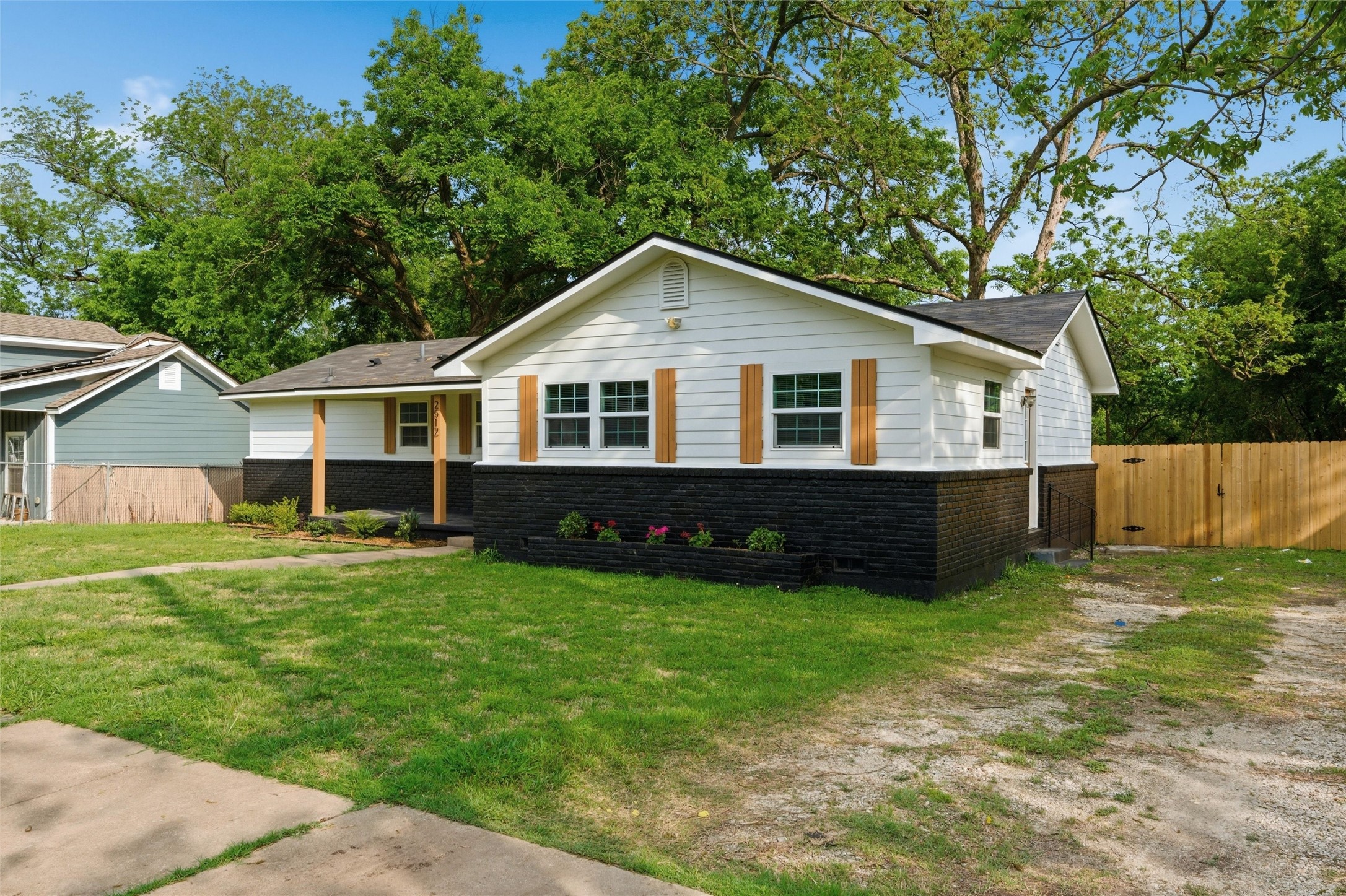 2512 Mckenzie Avenue Waco TX 76708