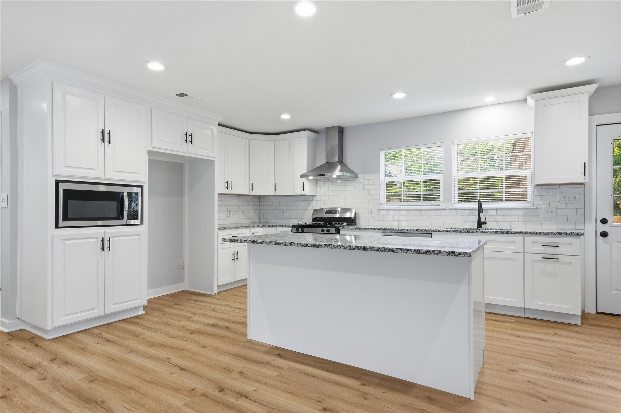 2512 Mckenzie Avenue Waco TX 76708