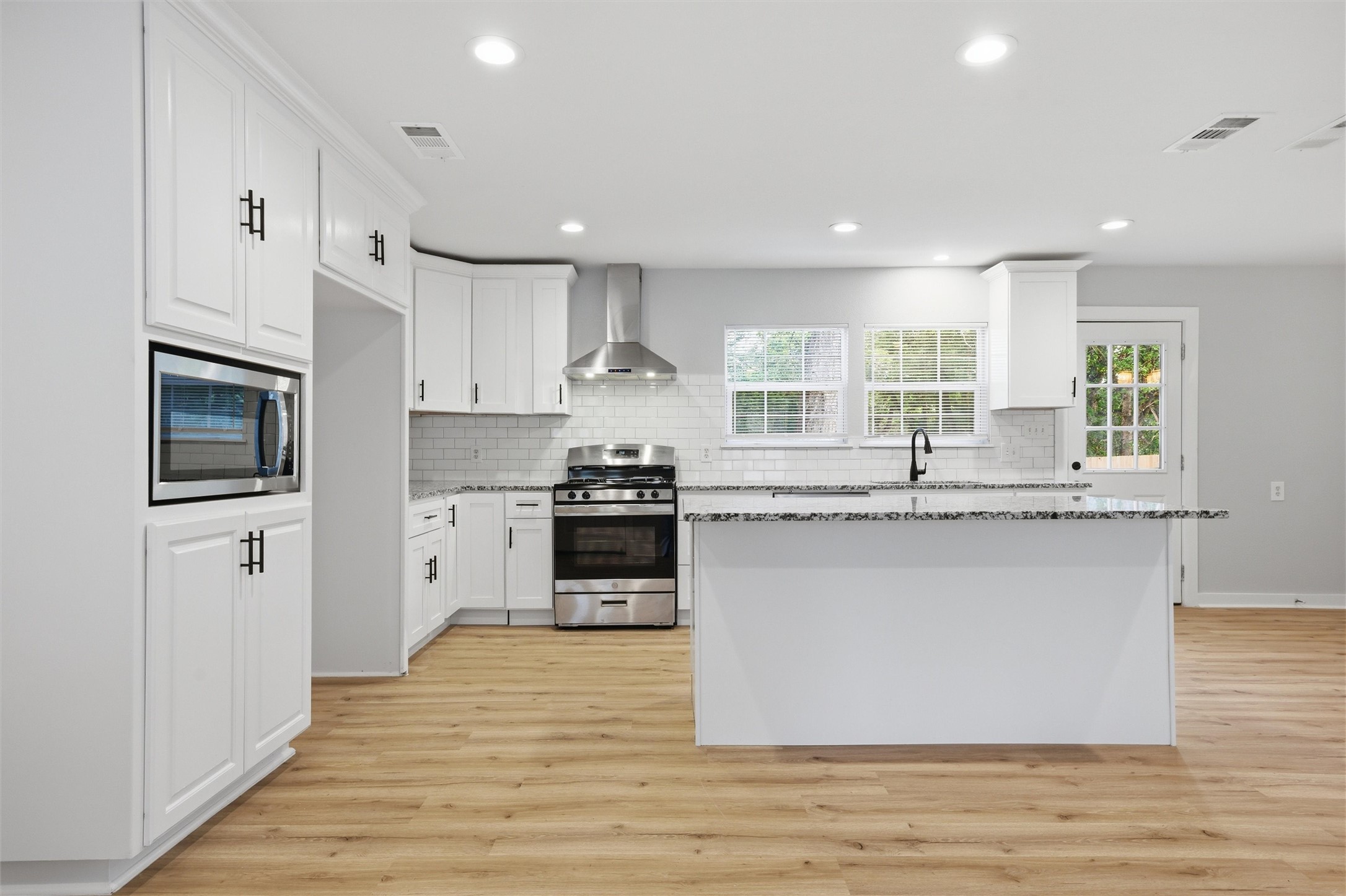 2512 Mckenzie Avenue Waco TX 76708
