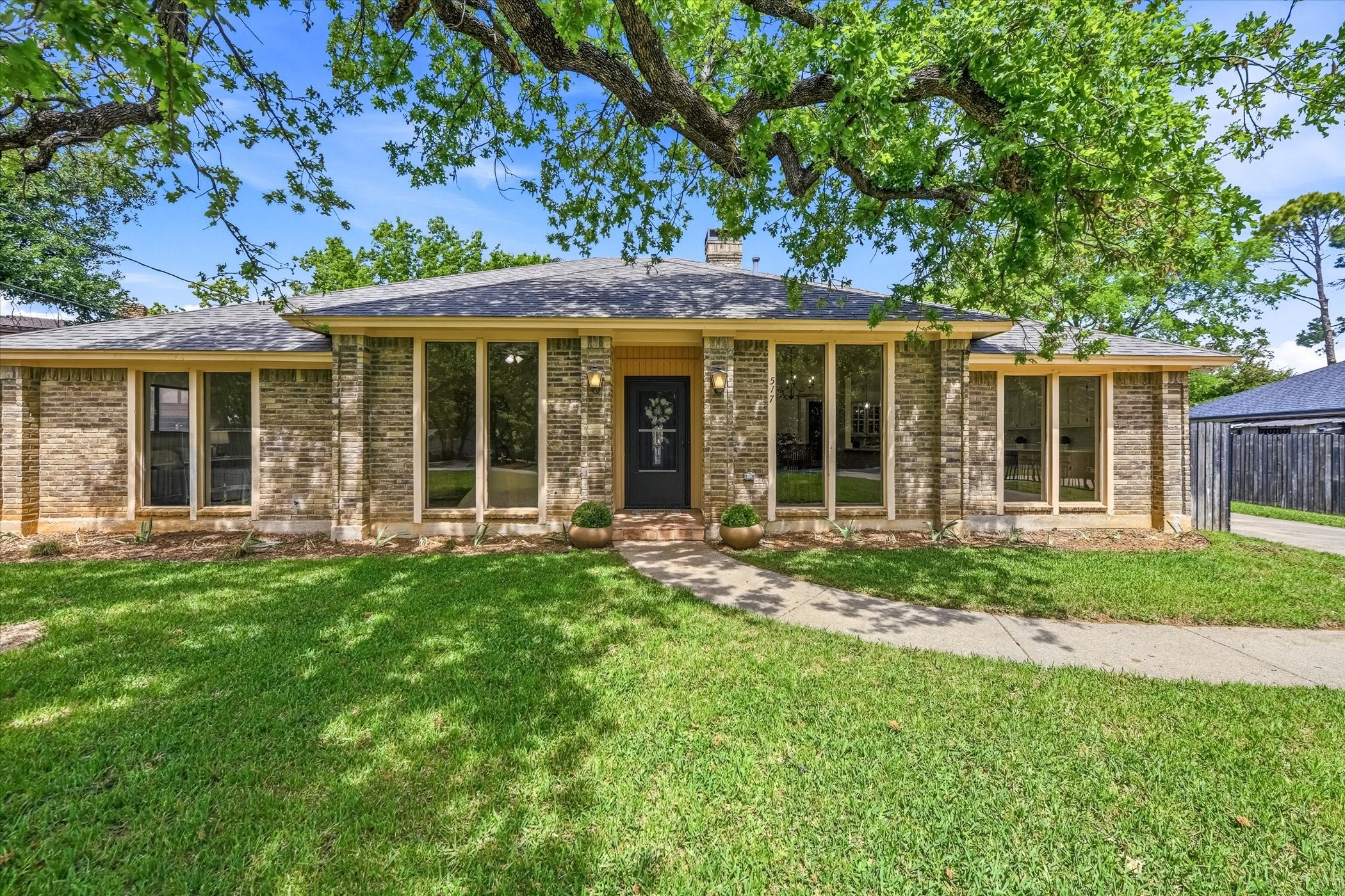 517 E Beady Road Arlington TX 76006
