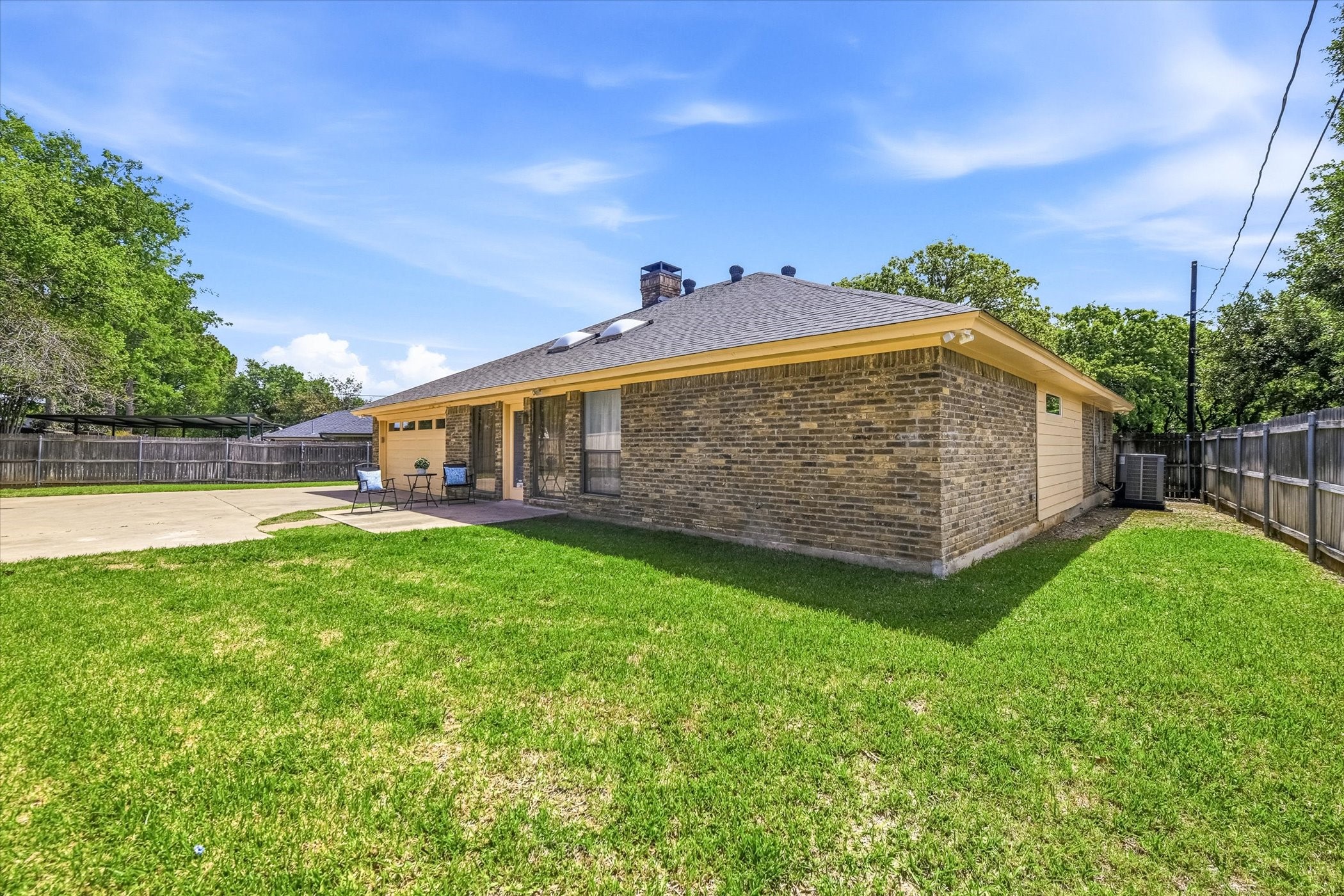 517 E Beady Road Arlington TX 76006