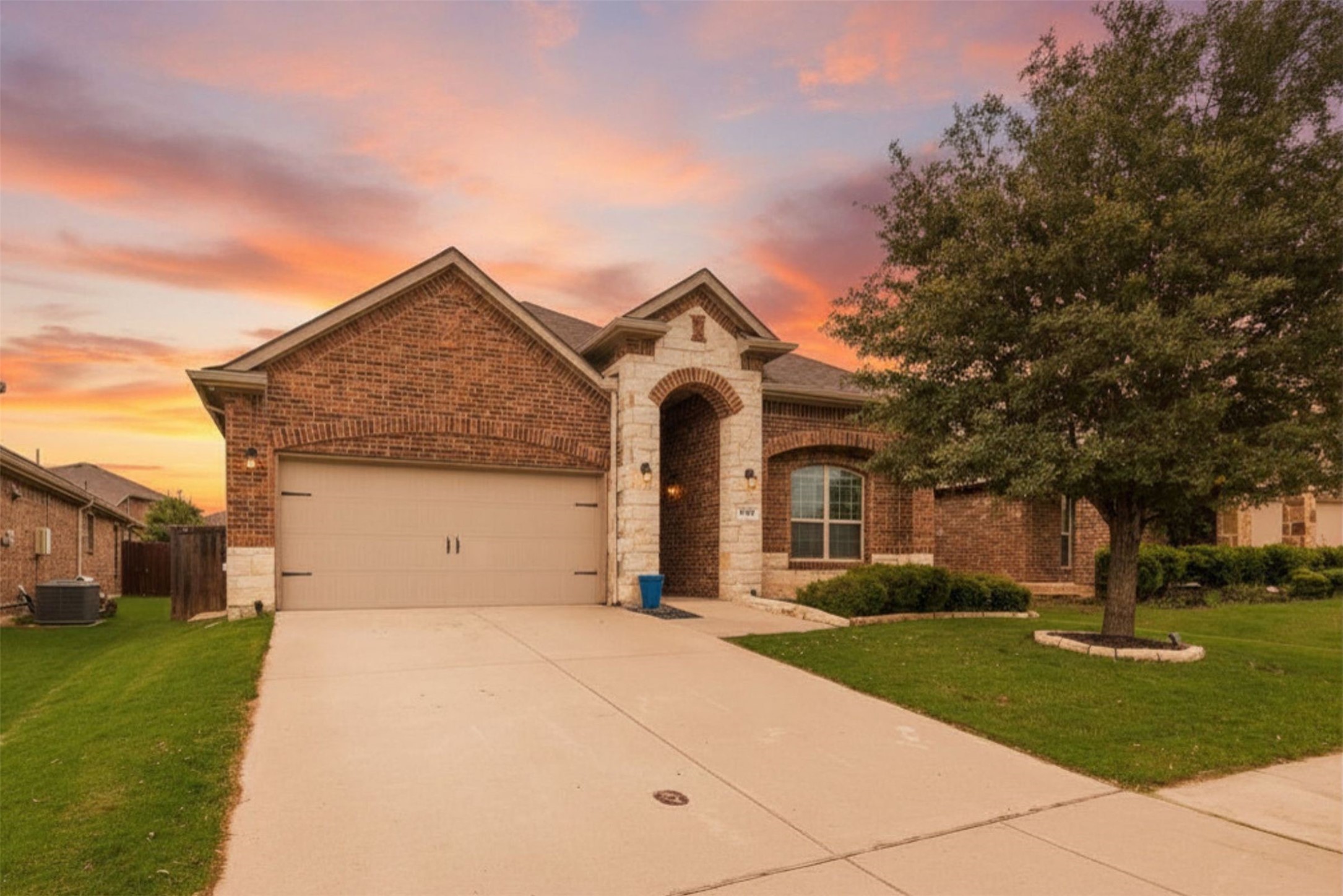 1305 Cheyenne Drive Aubrey TX 76227