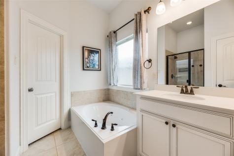 1305 Cheyenne Drive Aubrey TX 76227