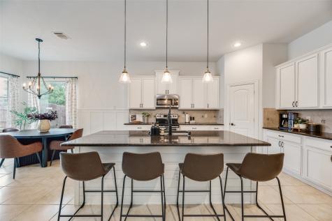 1305 Cheyenne Drive Aubrey TX 76227