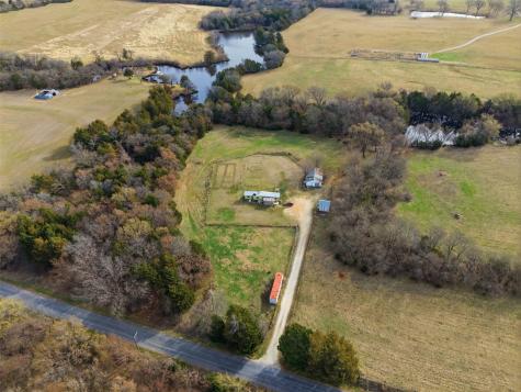 1036 Bewley Road Whitesboro TX 76273