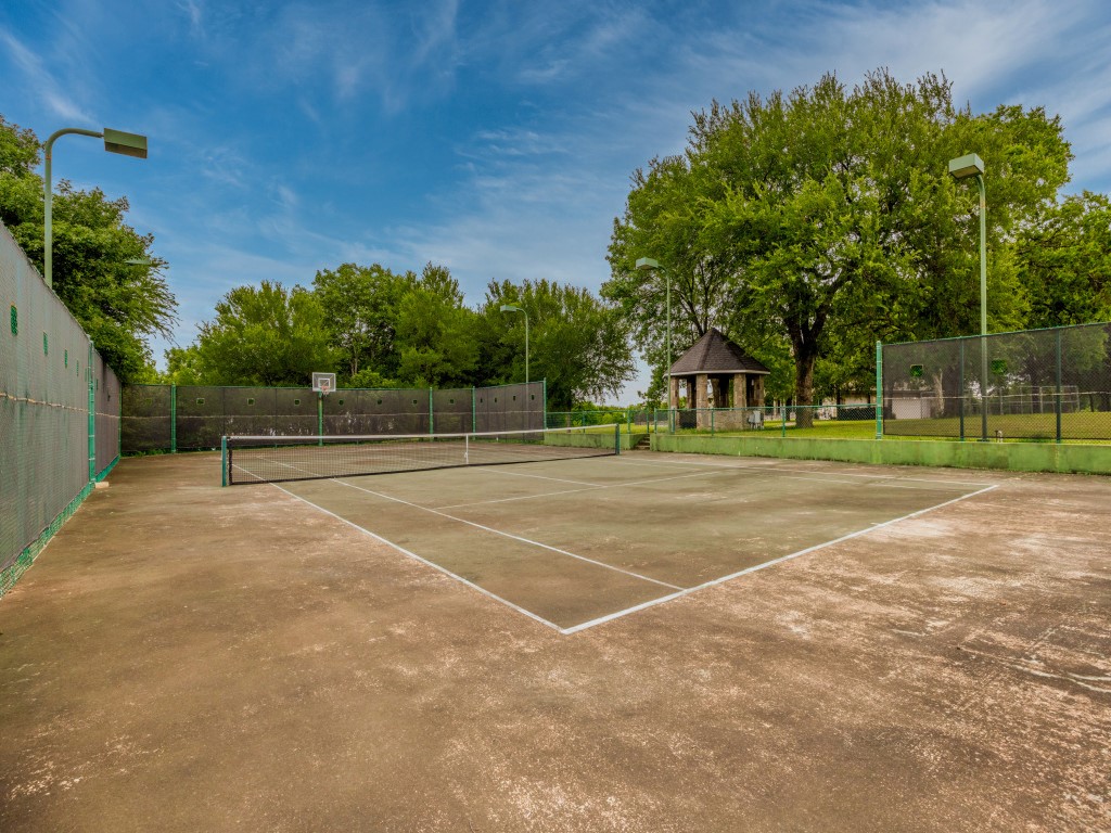 362 Woodland Hills Drive Sherman TX 75092