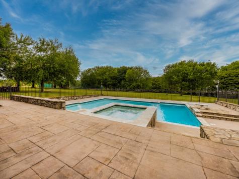 362 Woodland Hills Drive Sherman TX 75092