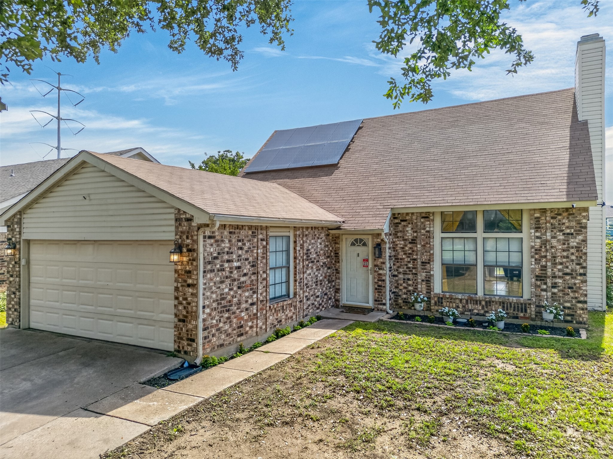 5207 Nocona Lane Arlington TX 76018