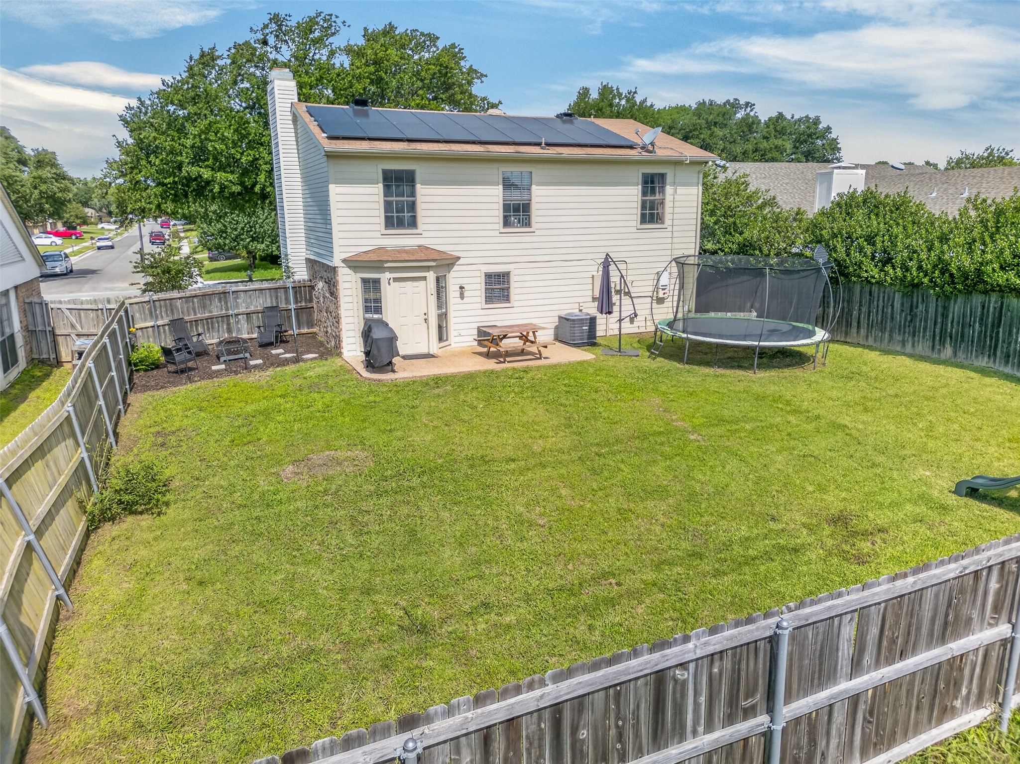 5207 Nocona Lane Arlington TX 76018