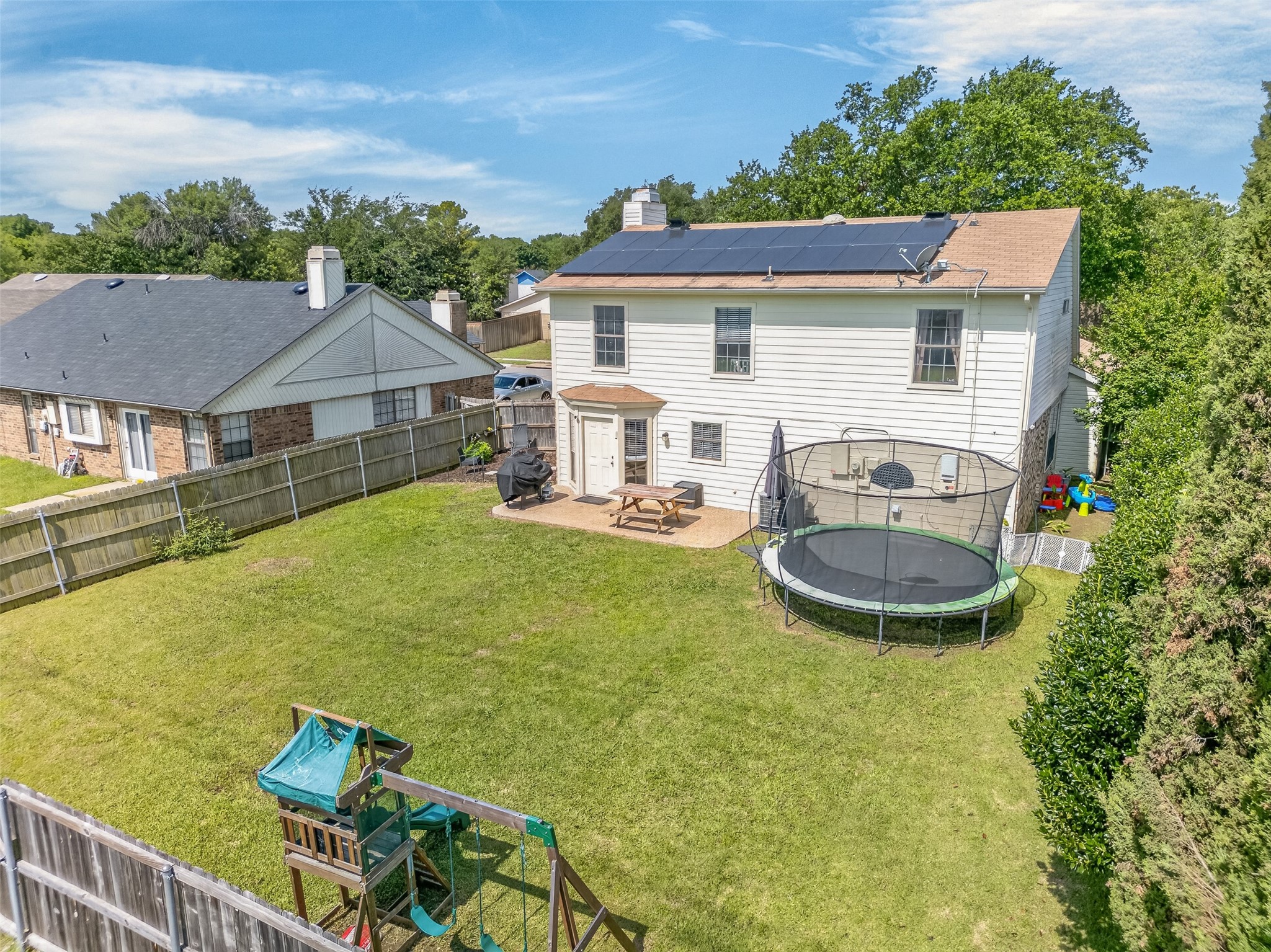 5207 Nocona Lane Arlington TX 76018