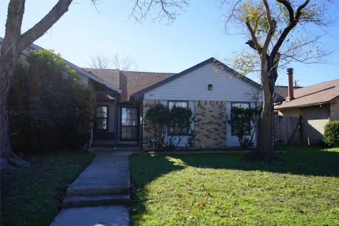 407 Liberty Place Grand Prairie TX 75052