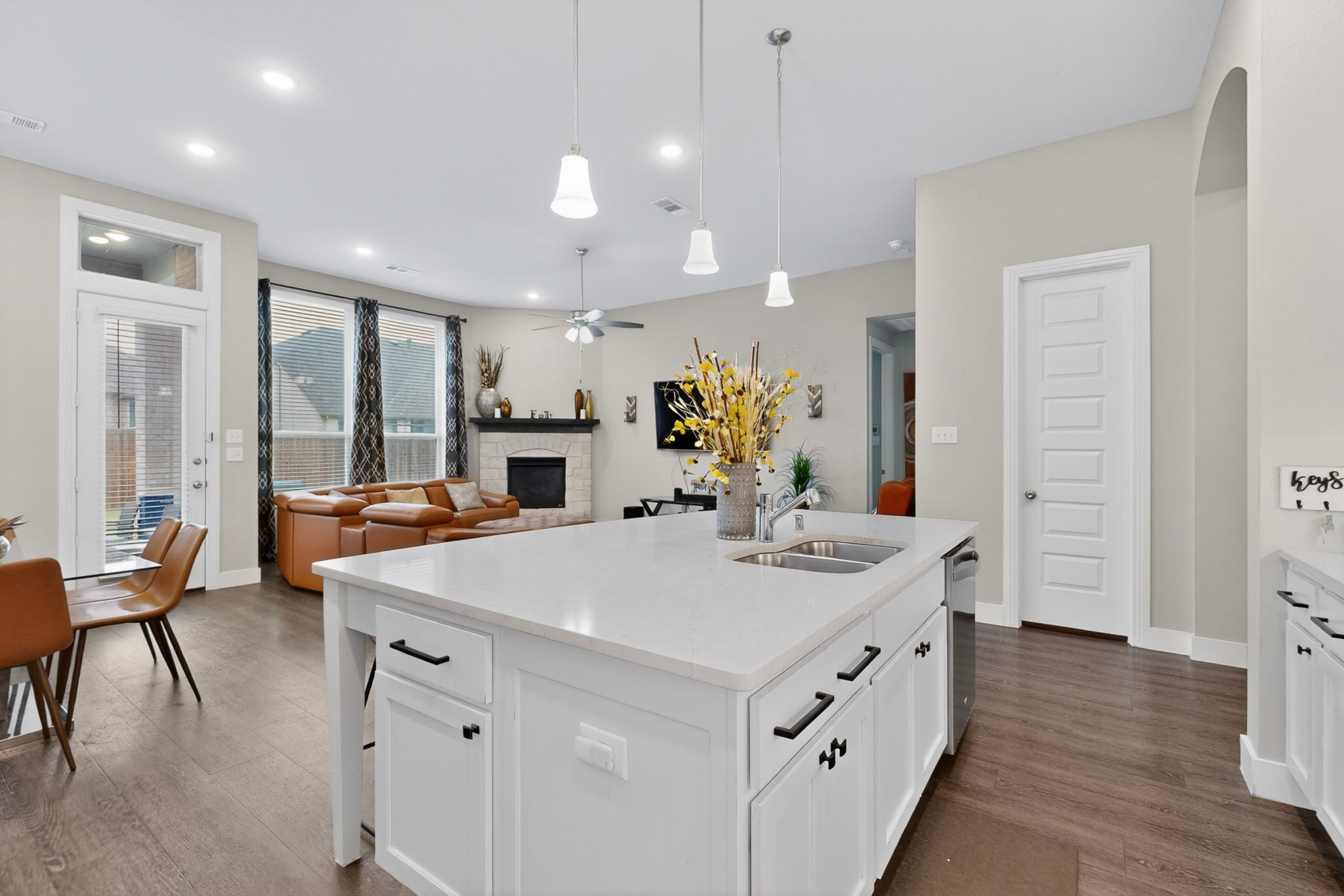 3825 Primrose Drive Aubrey TX 76227