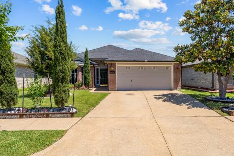 4838 Grovewood Drive Garland TX 75043
