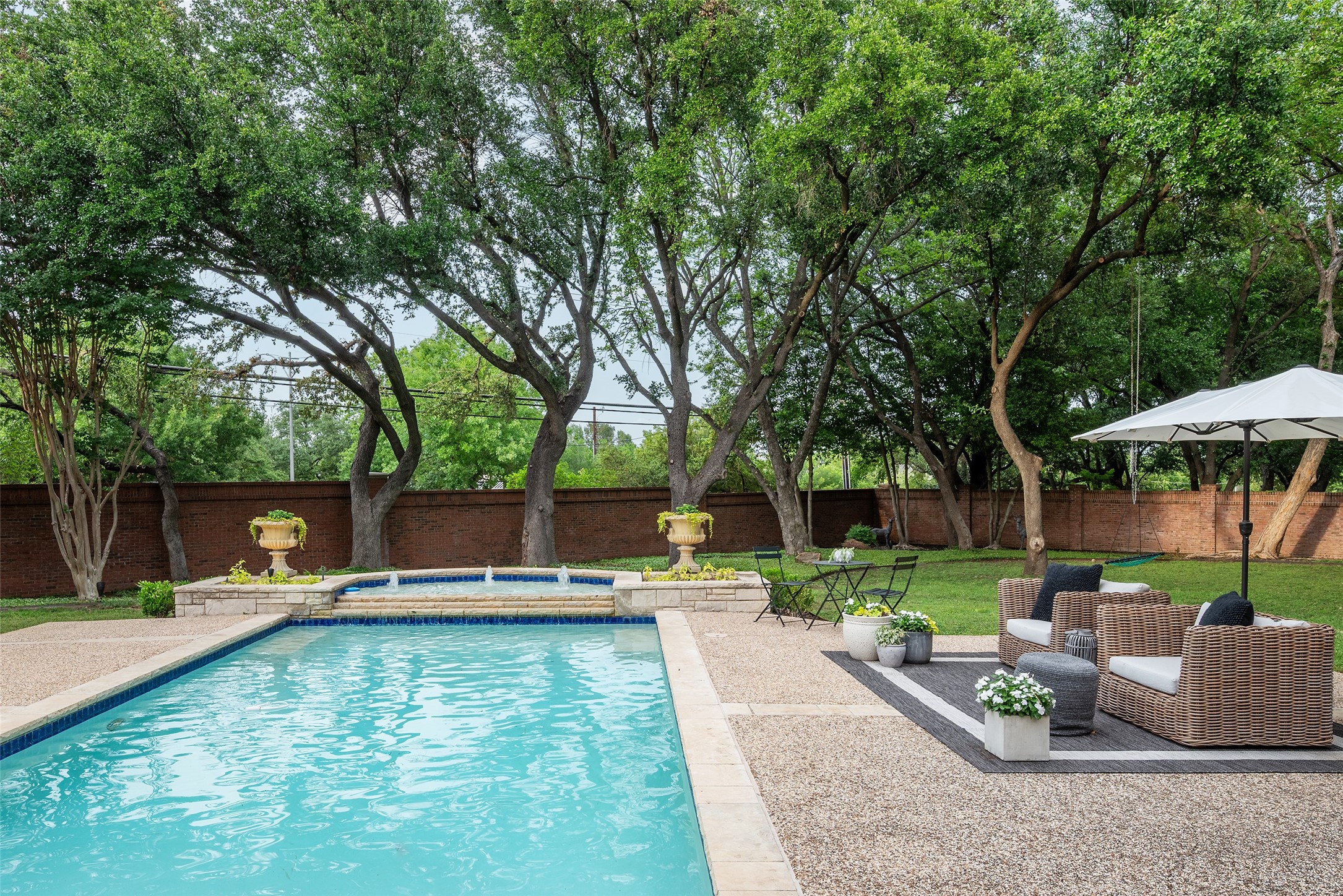 2 Manzano Circle Dallas TX 75230