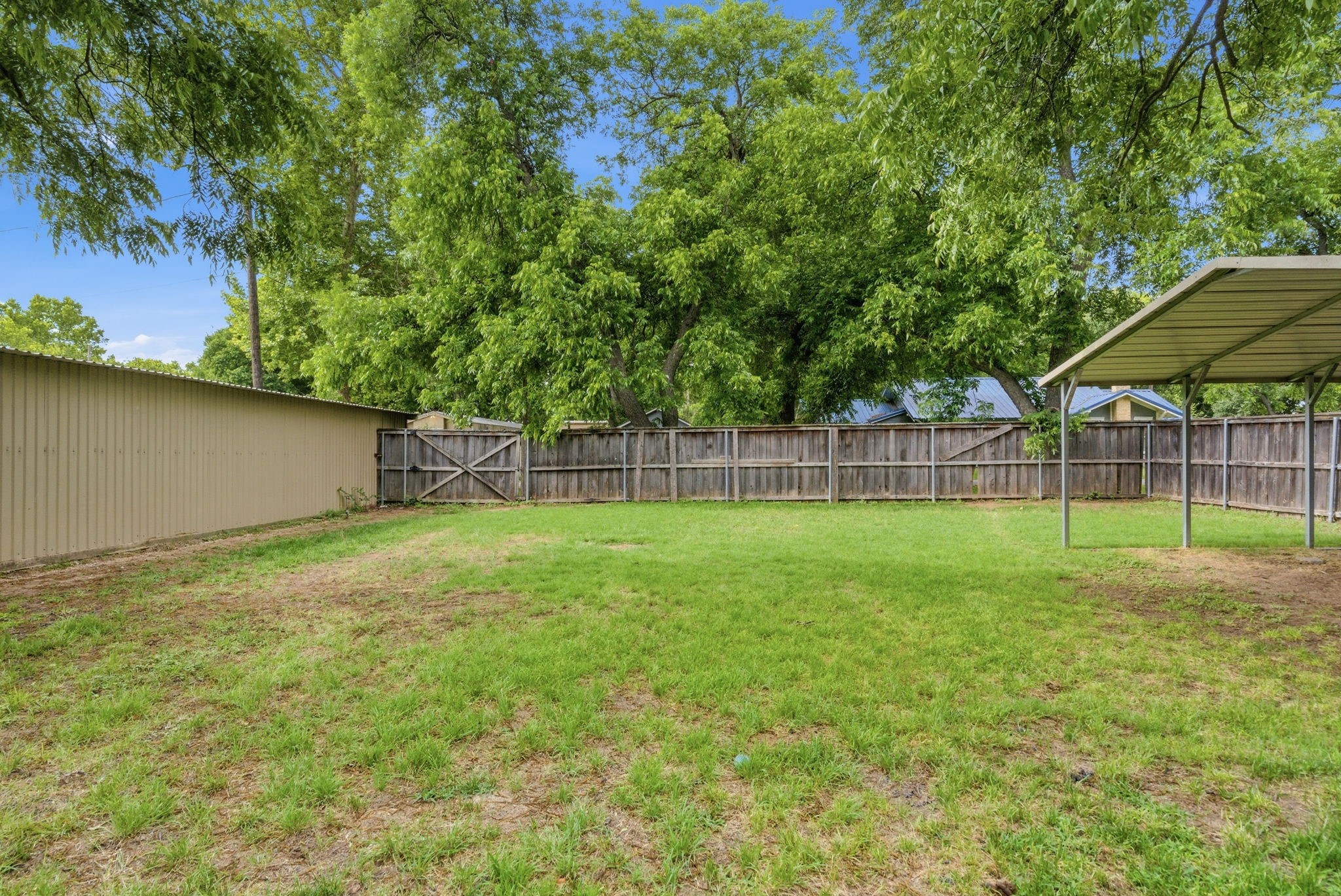 525 S Austin Street De Leon TX 76444