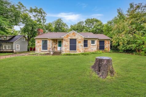 304 W Avenue F Garland TX 75040