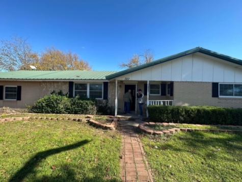 327 School House Road Paradise TX 76073